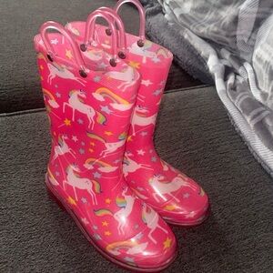 Girls rain boots with light ups